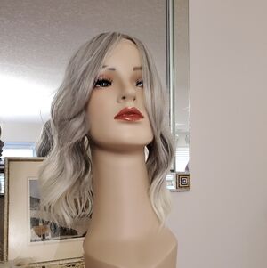 NEW Elegant Silver Grey  Ombre Topper - Wiglet